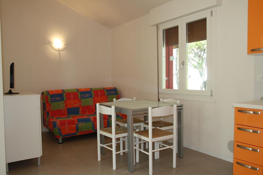 Villaggio Solveig Family Apartments Lido di Jesolo Phòng bức ảnh